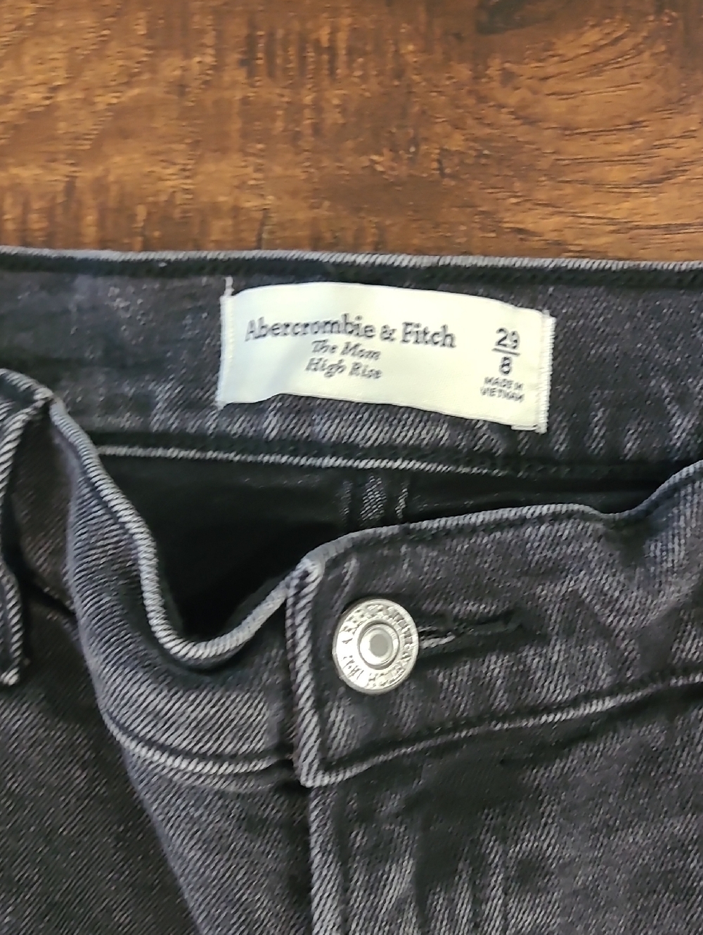 Abercrombie & Fitch The Mom Washed Black Straight Jeans High Rize Size 29/8 - Picture 2 of 9